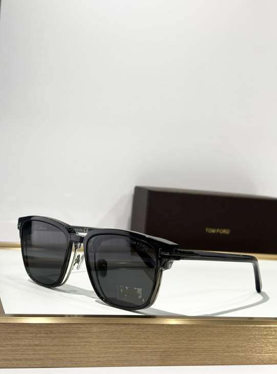 Picture of Tom Ford Sunglasses _SKUfw75732132fw